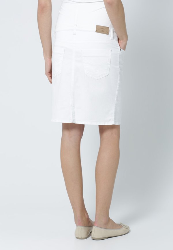 Esprit Maternity