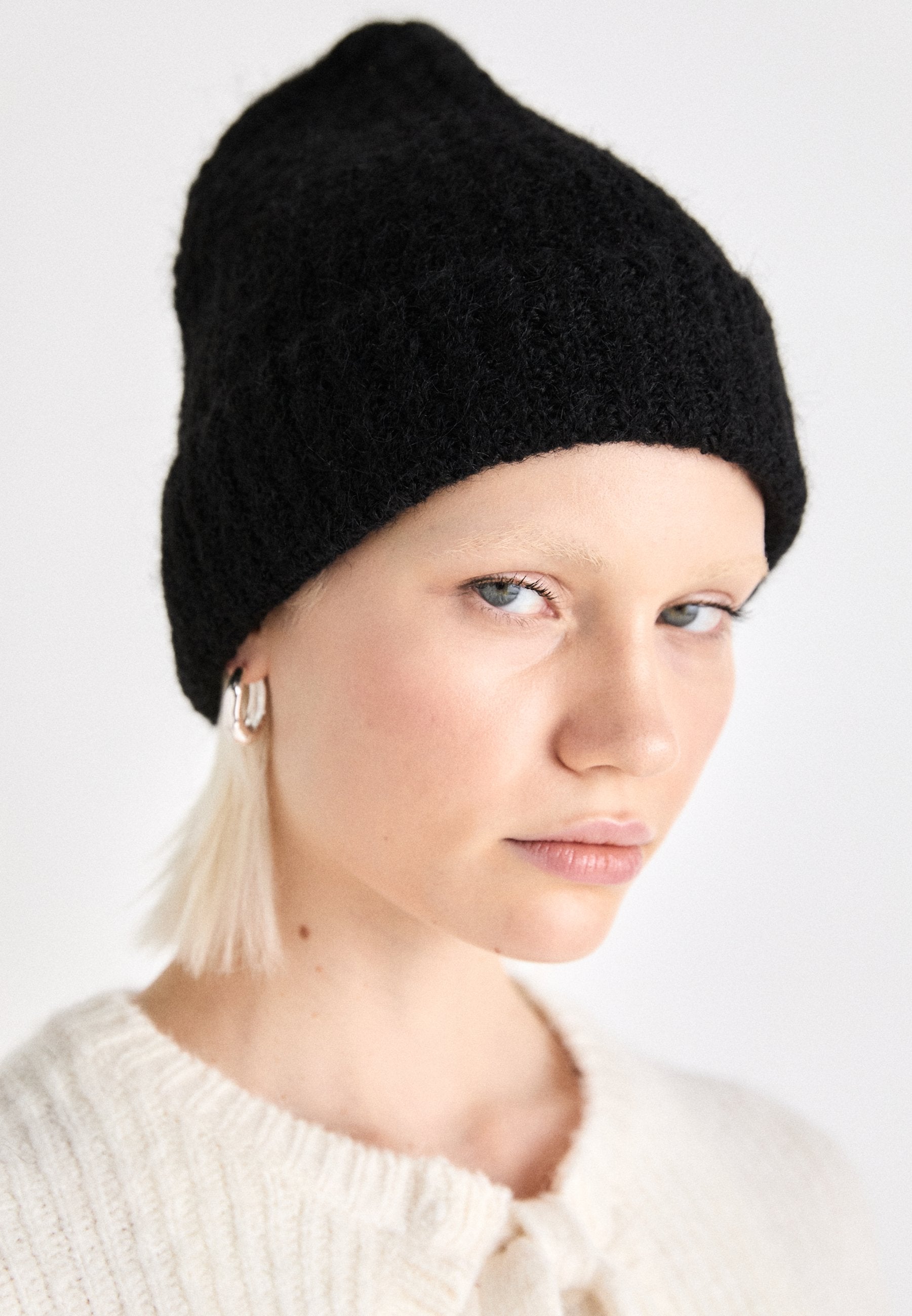 Gina Tricot BRUSHED BEANIE