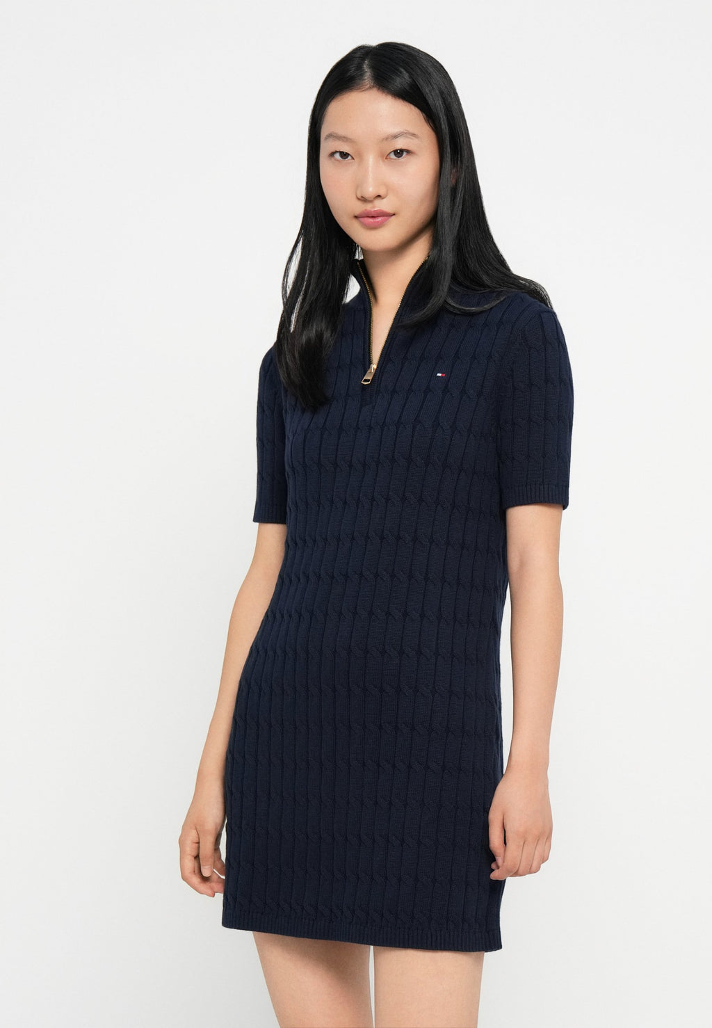 CABLE SHIFT DRESS Media 5