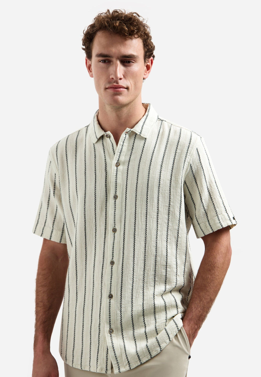 STRIPED SHORT-SLEEVED  Media 7