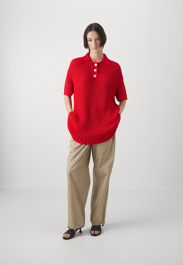 AERON PAREIL SHORT SLEEVED