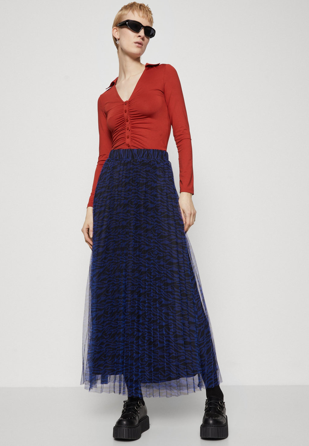 ONLSKY PLISSE SKIRT Media 5