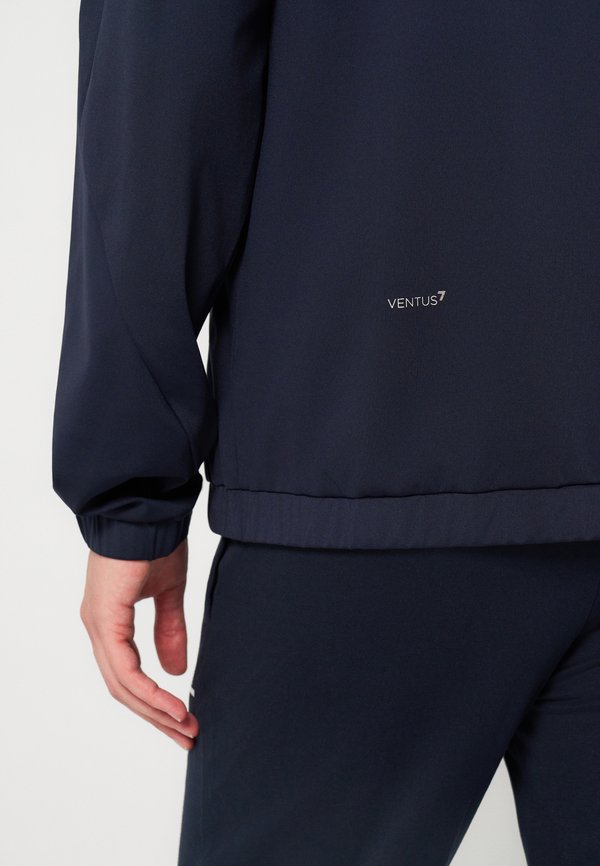 EA7 Emporio Armani