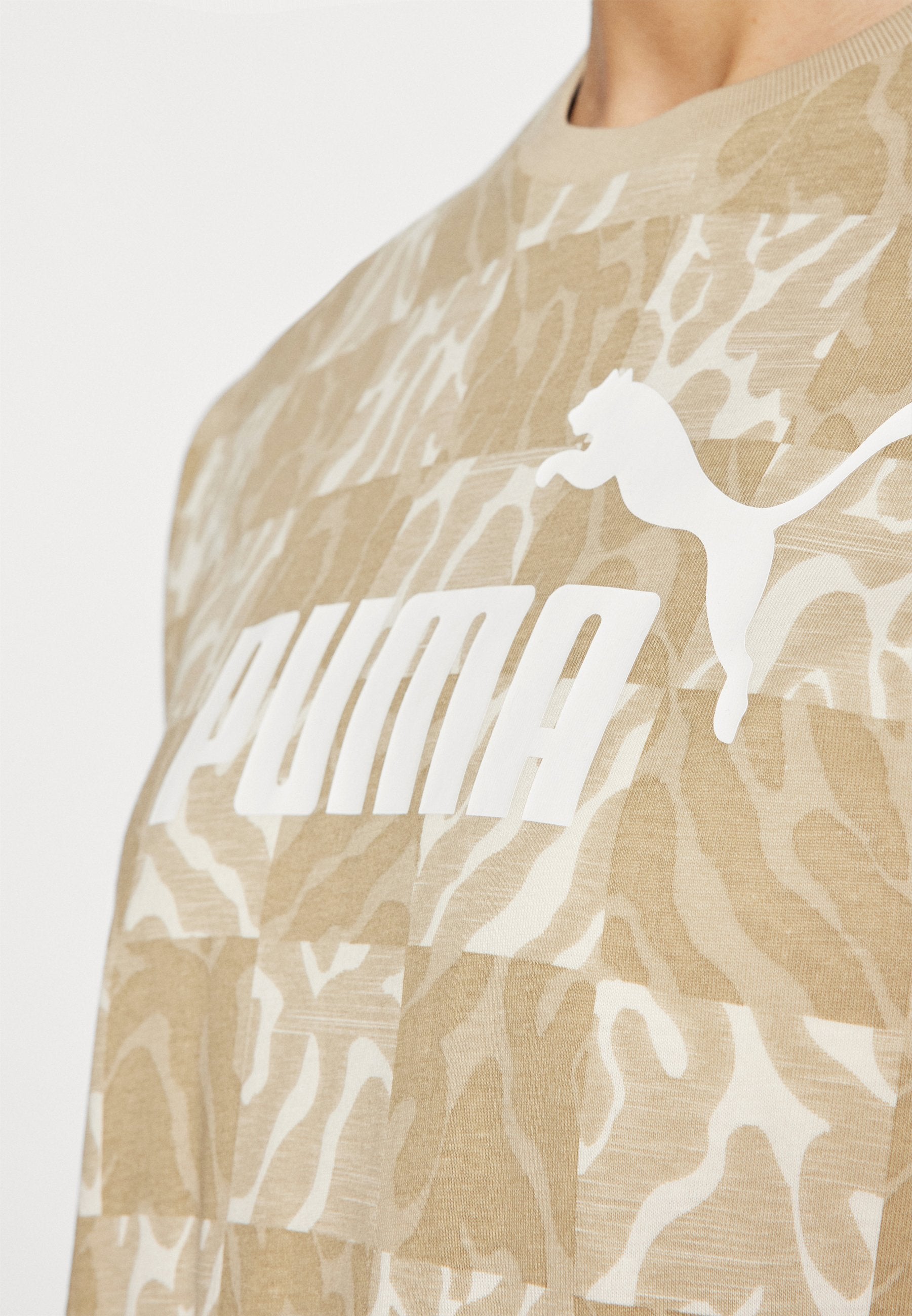Puma GRAPHIC RELAXED