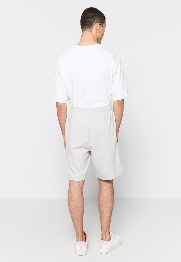 Lyle & Scott
