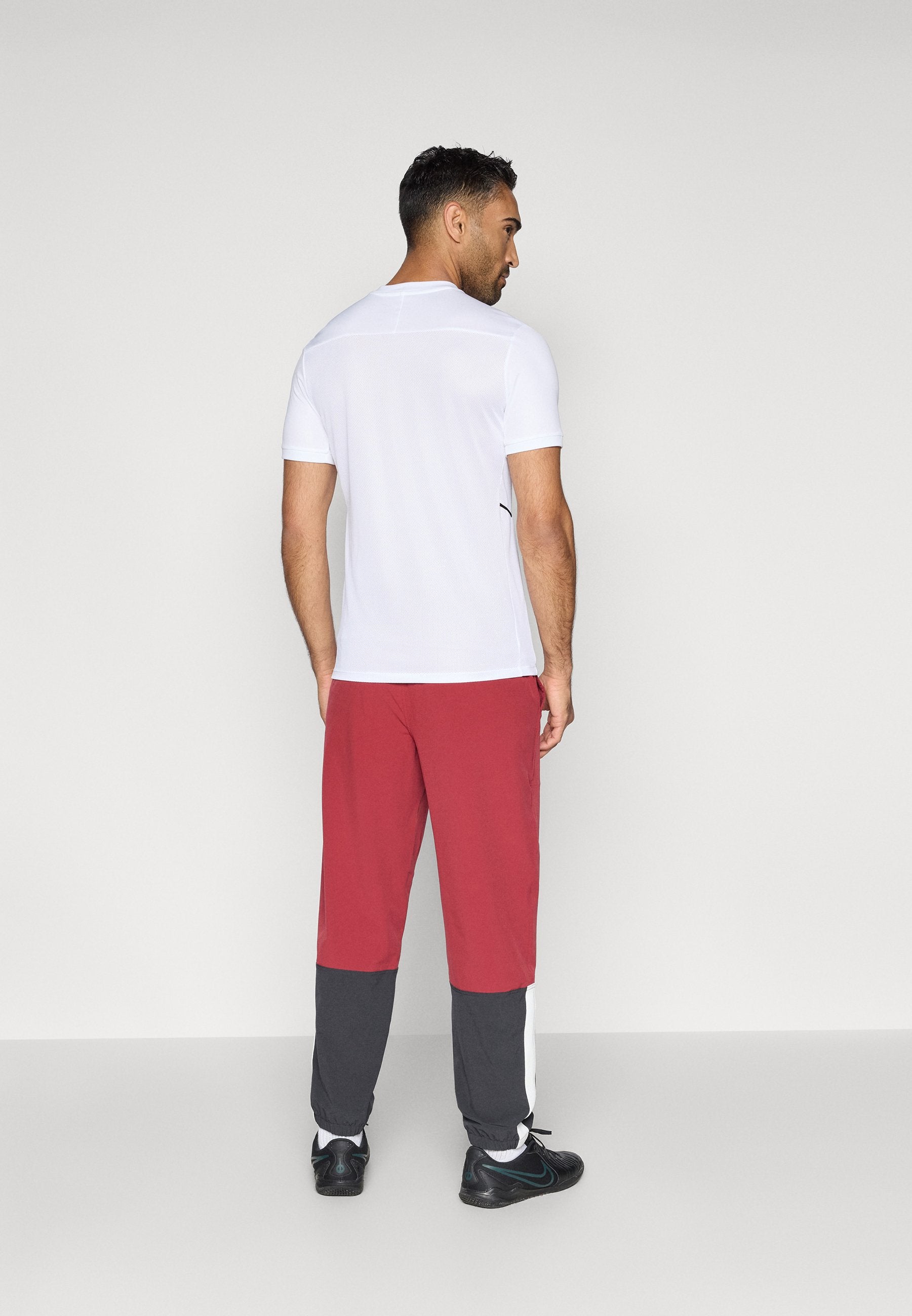 Nike Performance STRIKE+