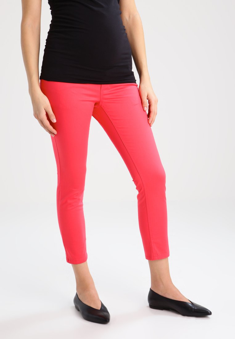 Esprit Maternity