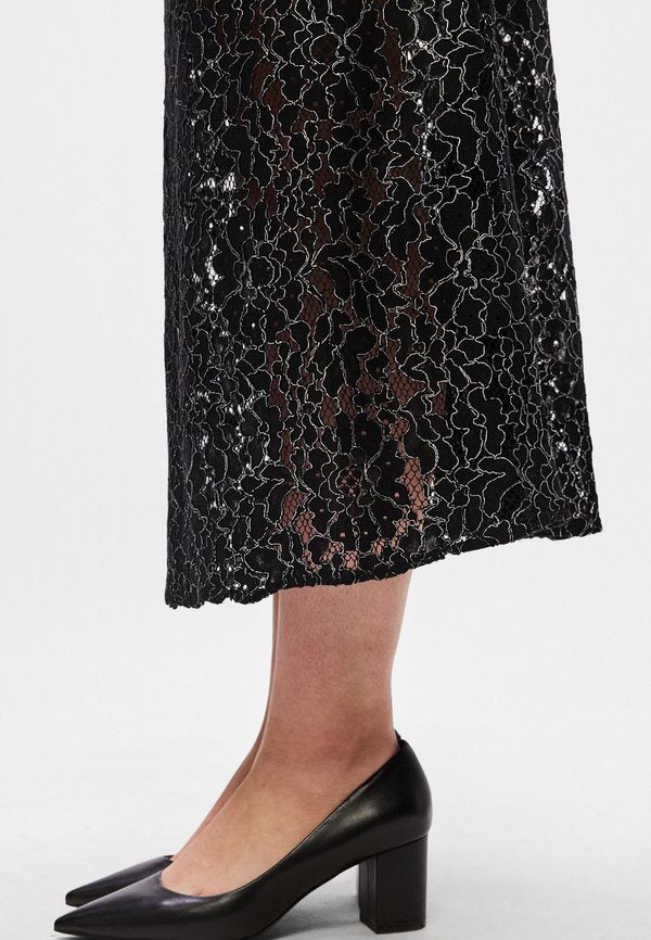 Cras SKIRT
