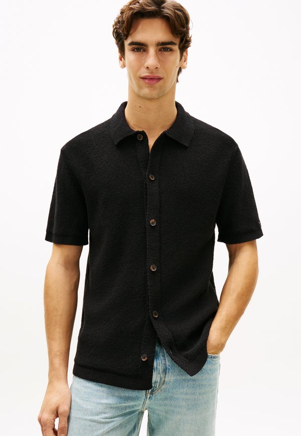 Tommy Hilfiger RELAXED FIT KNIT SHORT SLEEVE SHIRT