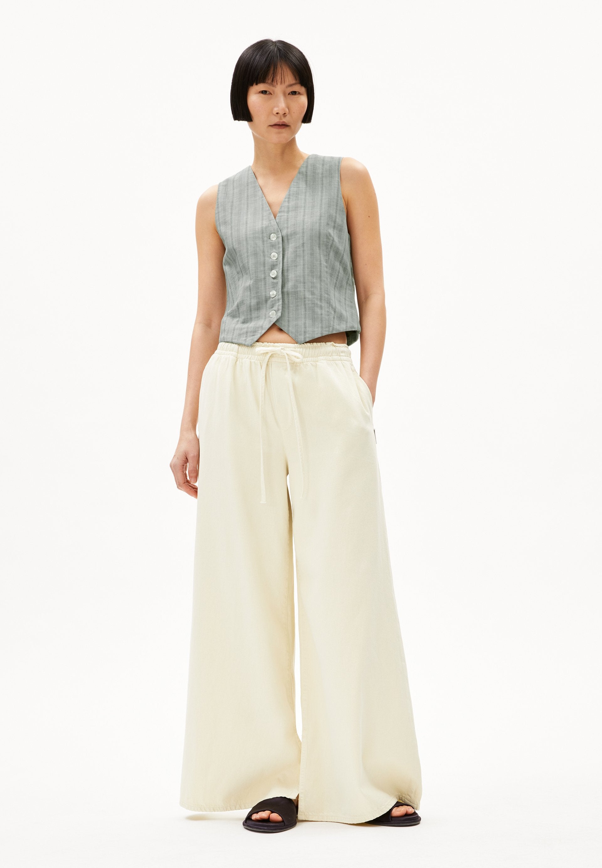 SINERIAA STRIPED Media 1