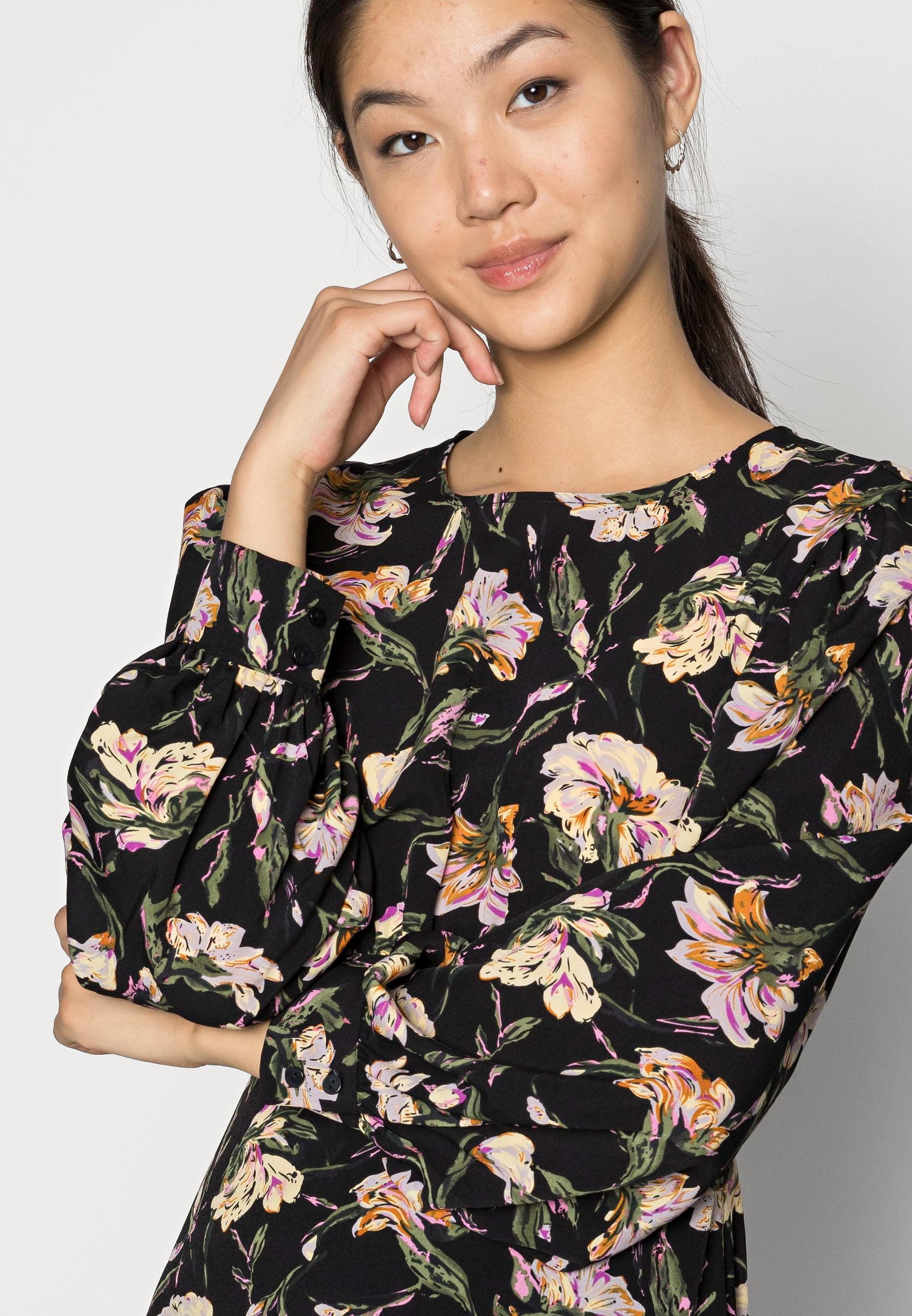 VILA VIKALLIA DRESS