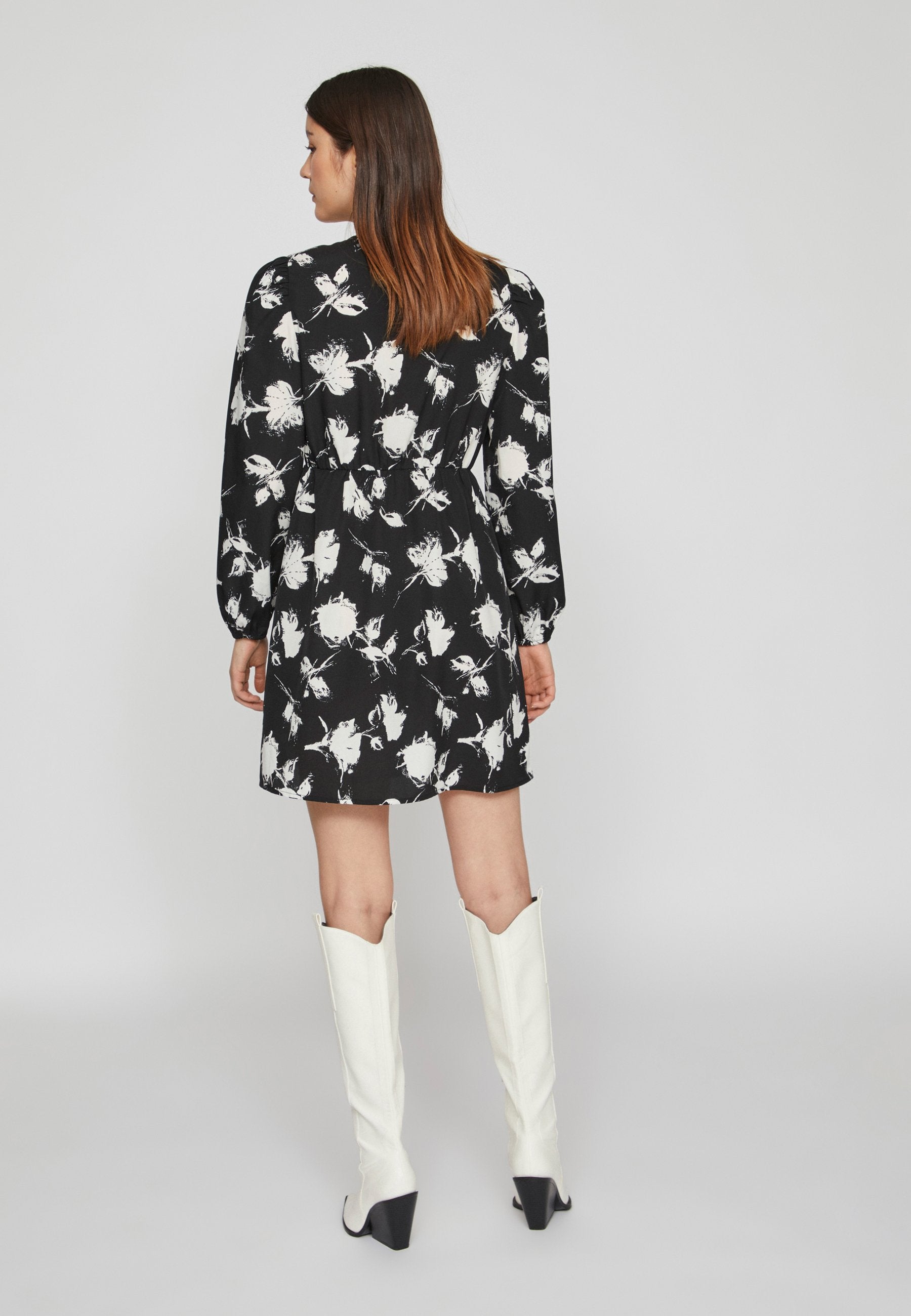 VILA VIVILLA SHORT WRAP DRESS