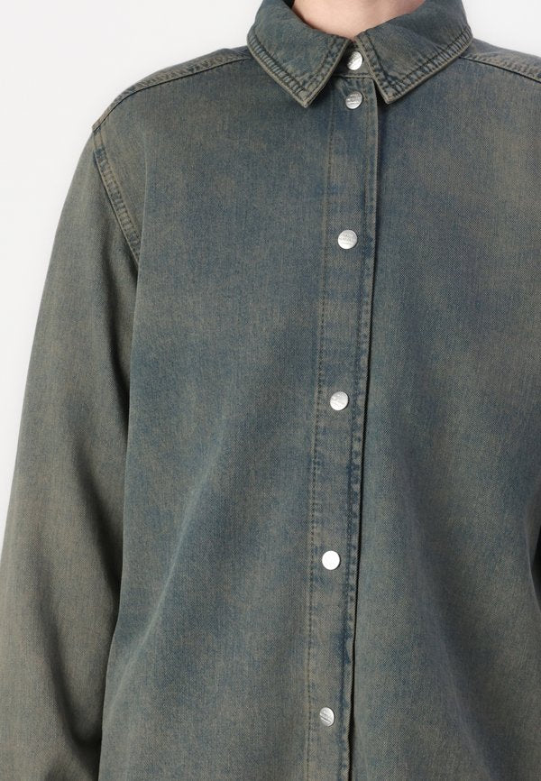 Mads Nørgaard COSY OVERDYED CRANE SHIRT