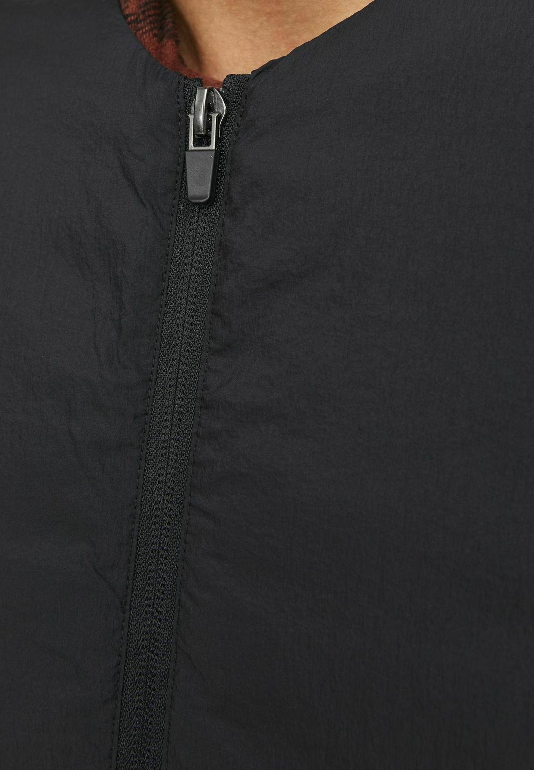 Jack & Jones