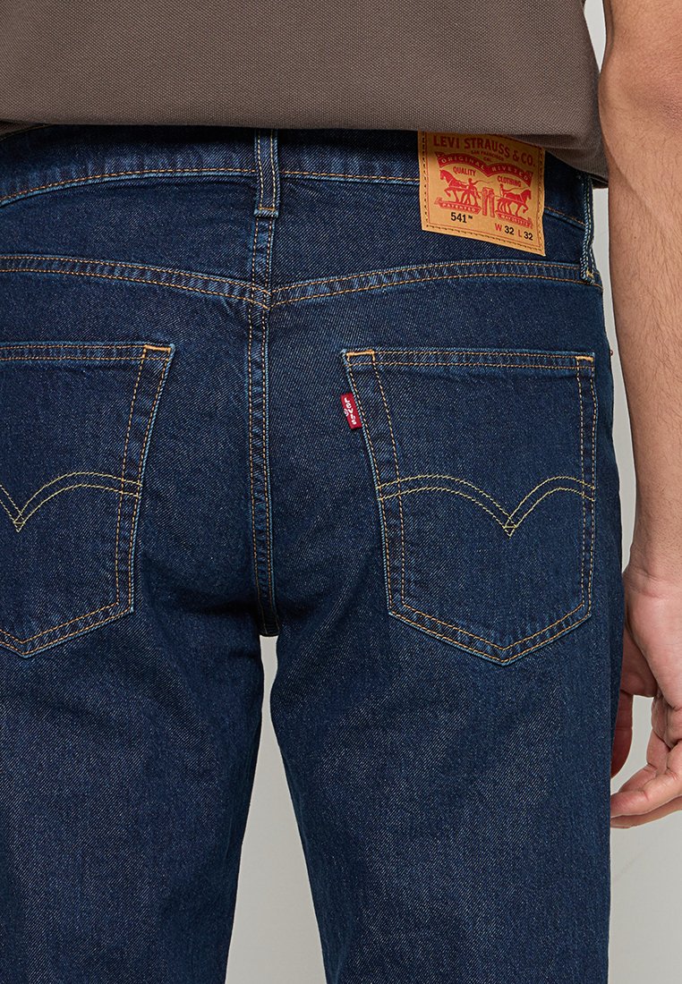 Levi's® 541® ATHLETIC TAPER