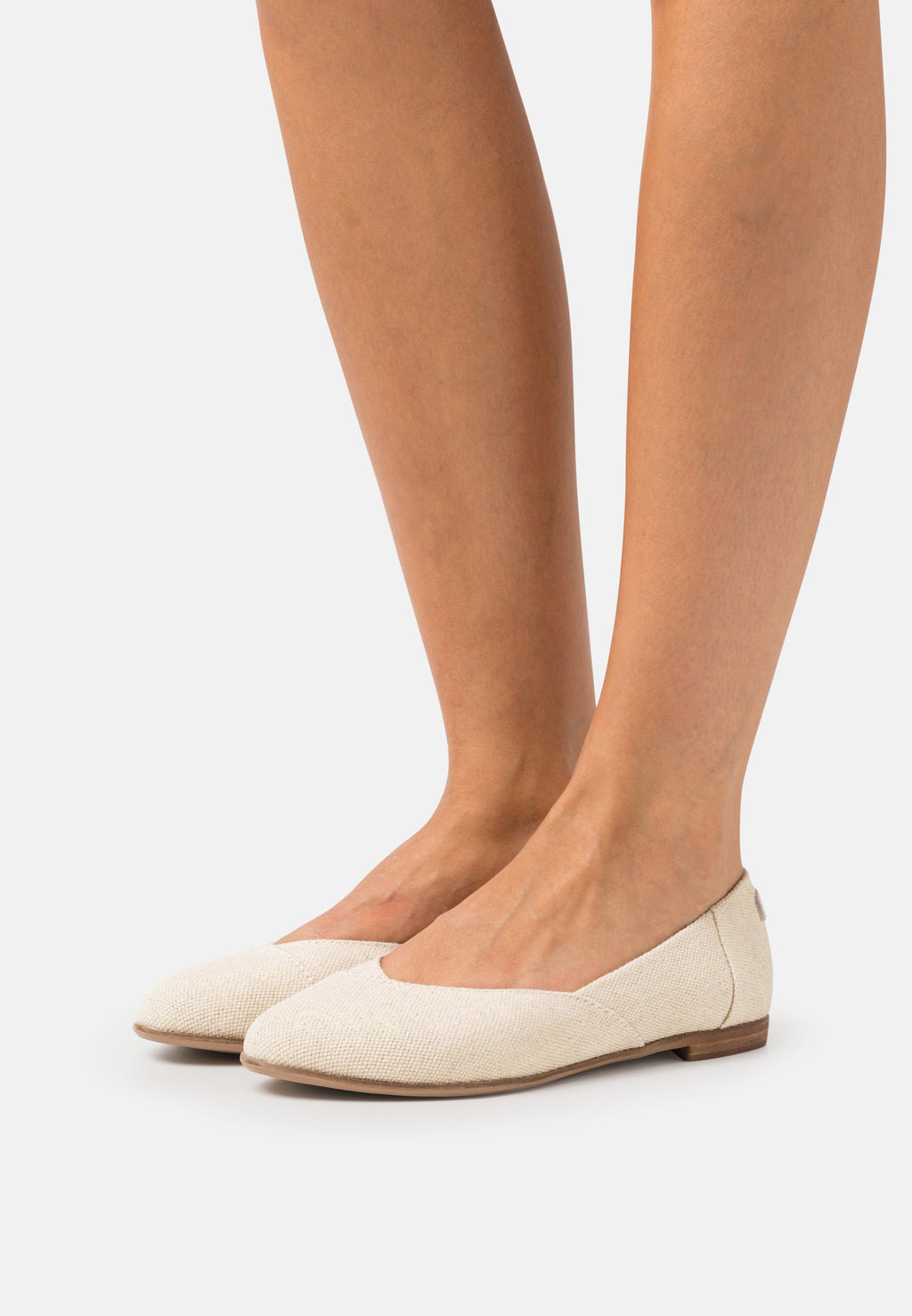 TOMS JUTTI NEAT