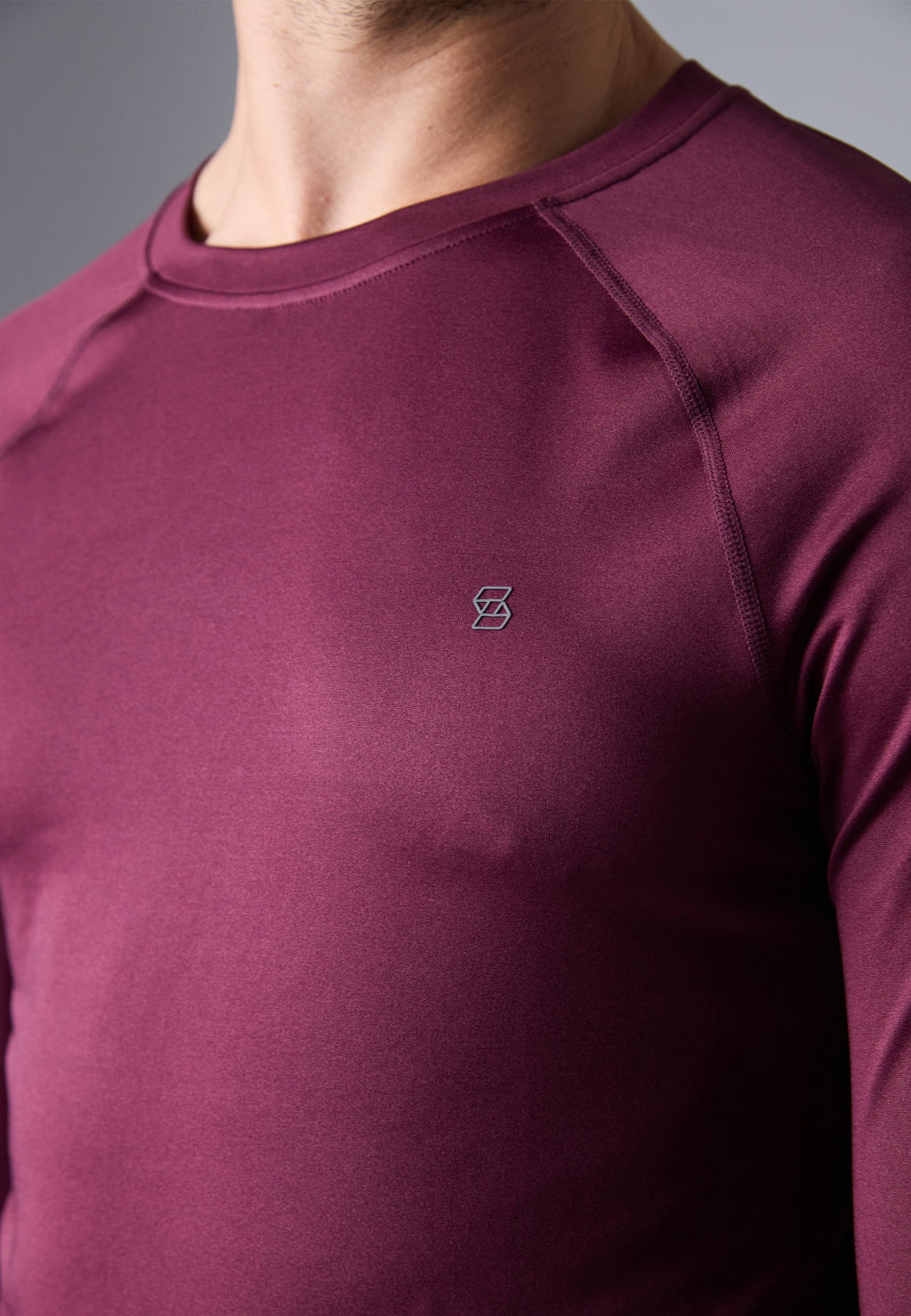 Pier One Sport ESSENTIAL MUSCLE FIT LONG SLEEVE TOP