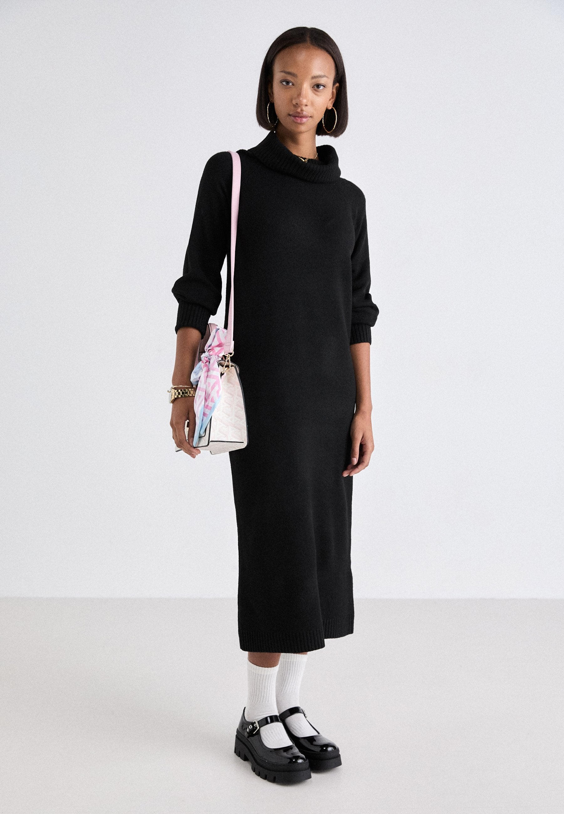 Knitted ONLODA long Media 2