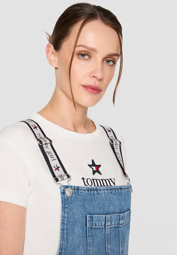 Tommy Jeans GIRL DUNGAREE DRESS