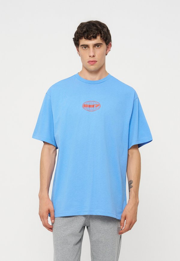 EA7 Emporio Armani