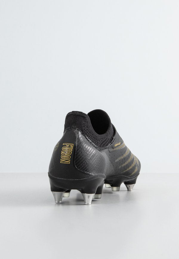 New Balance FURV7 PRO SG