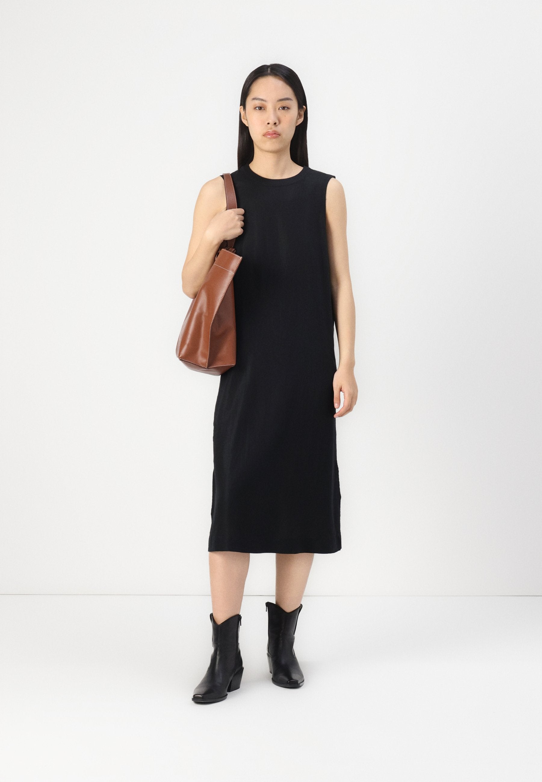 Esprit Freizeitkleid Media 2