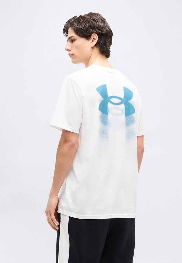 Under Armour BLUR LOGO - Sports T-shirt - white/boundless blue