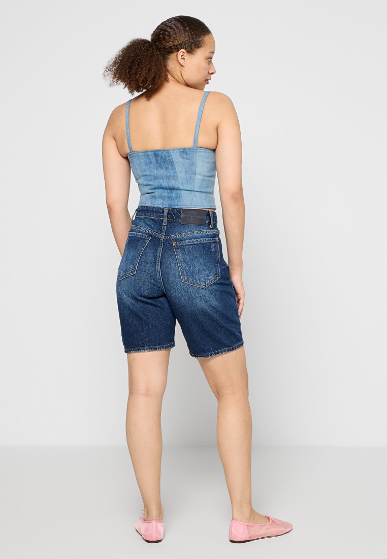 5 POCKETS BERMUDA SHORTS Media 3