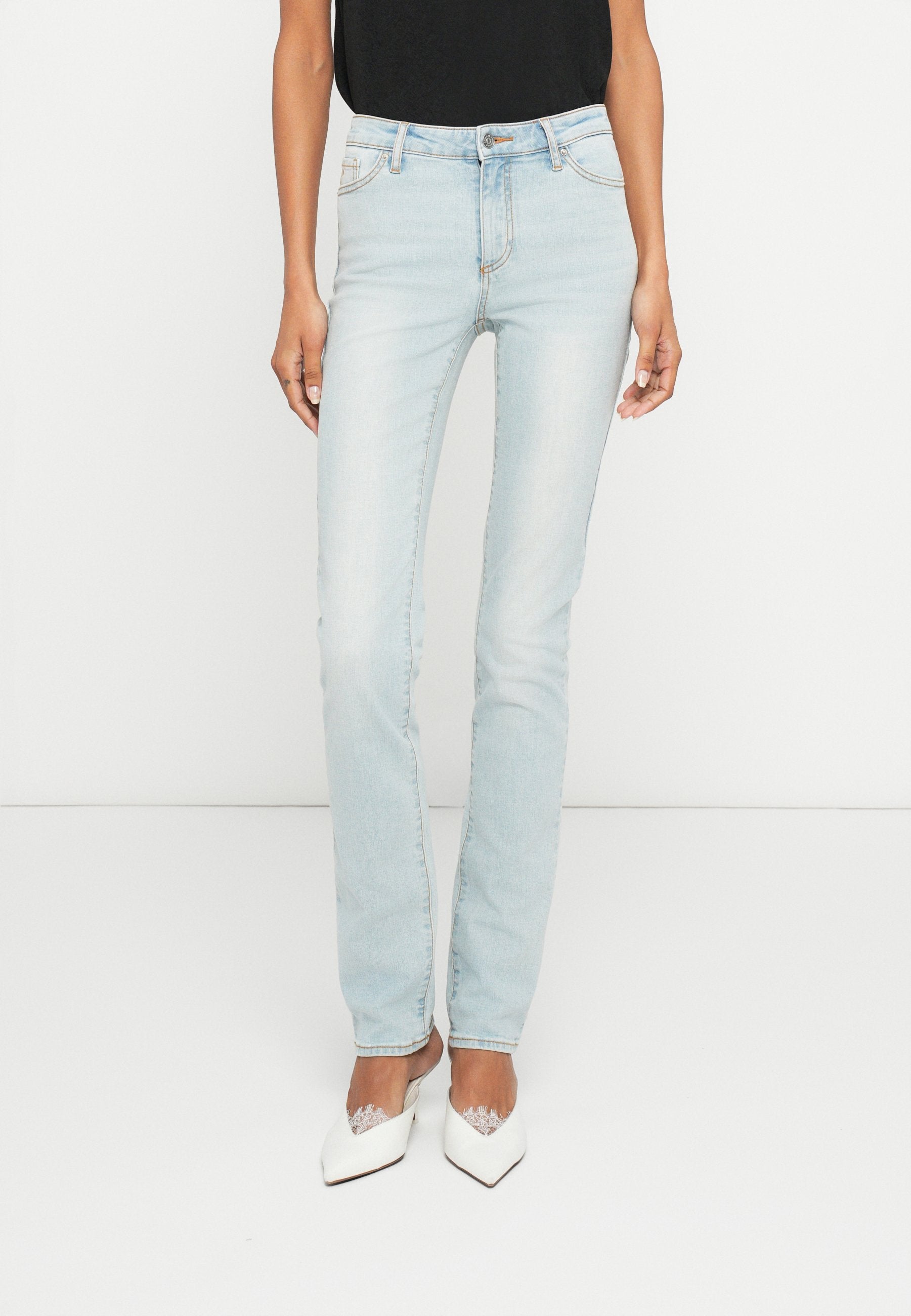 Armani Exchange Jeans Slim Fit Media 1