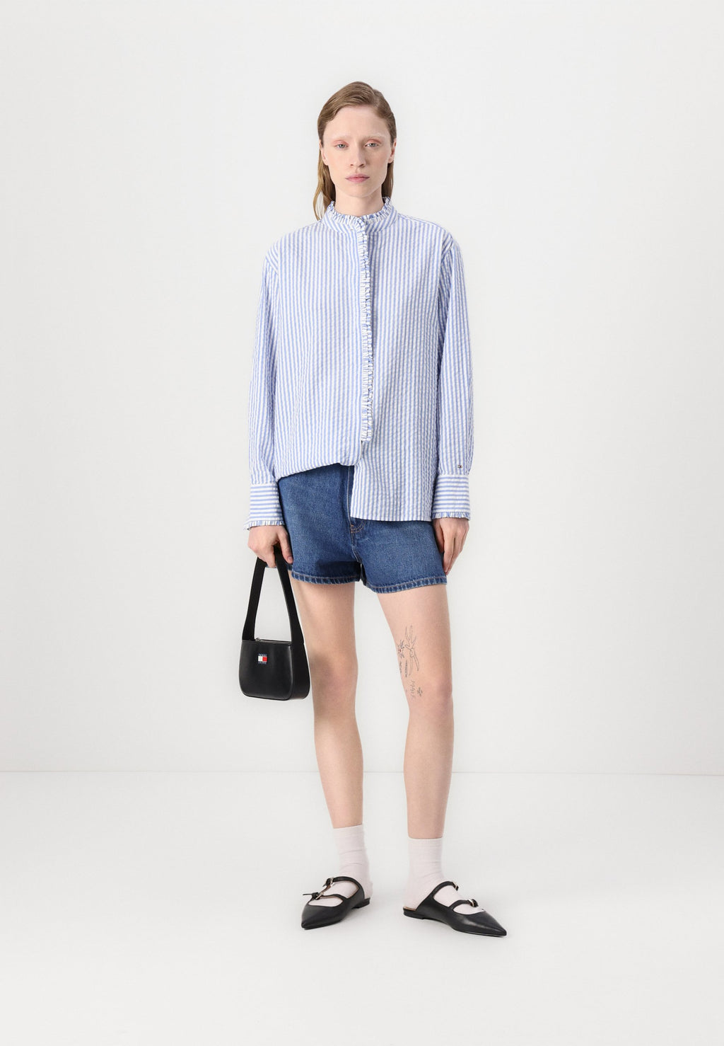 RUFFLE SHIRT Media 2