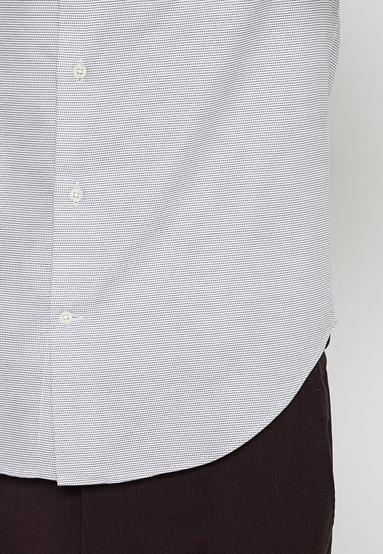 Emporio Armani REGULAR FIT