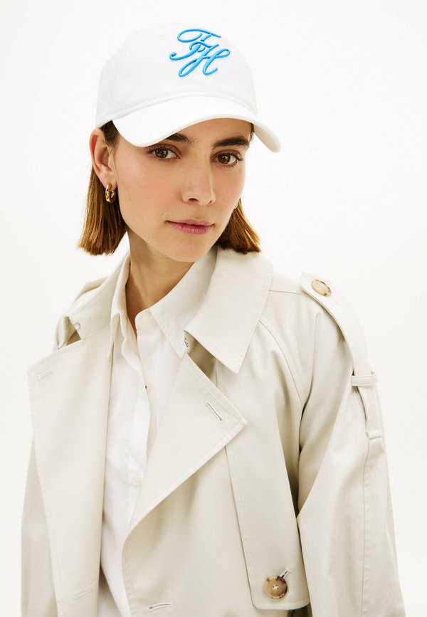 Tommy Hilfiger LOGO EMBROIDERY BASEBALL - Cap - ecru