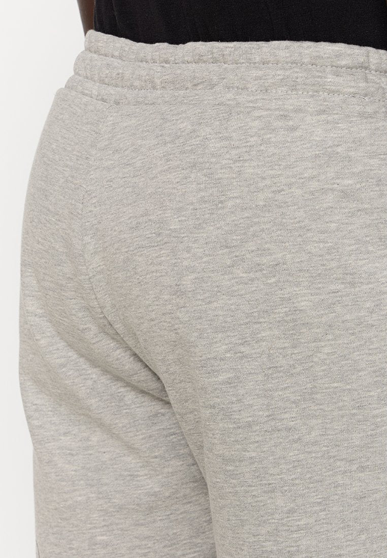 Ellesse AVRO