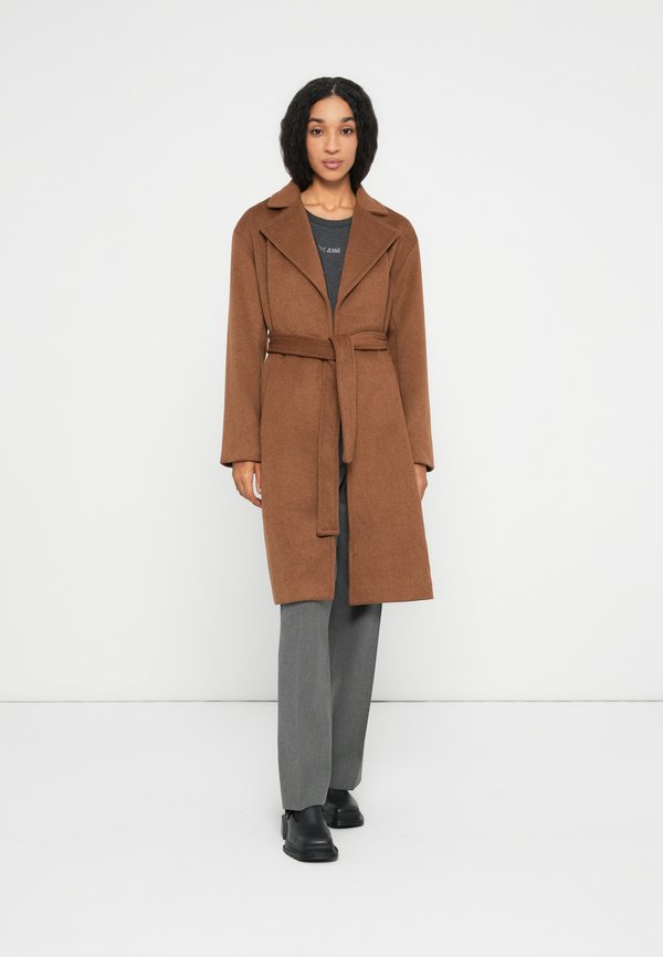Vero Moda VMAMANDA BELT - Classic coat - cognac