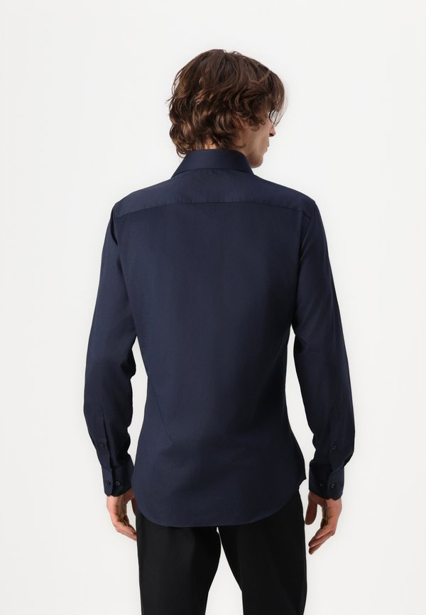 MICHAELIS SLIM FIT