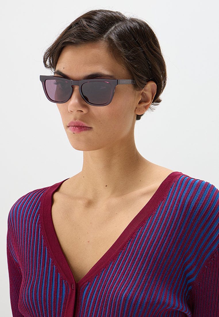Calvin Klein Sonnenbrille Media 2