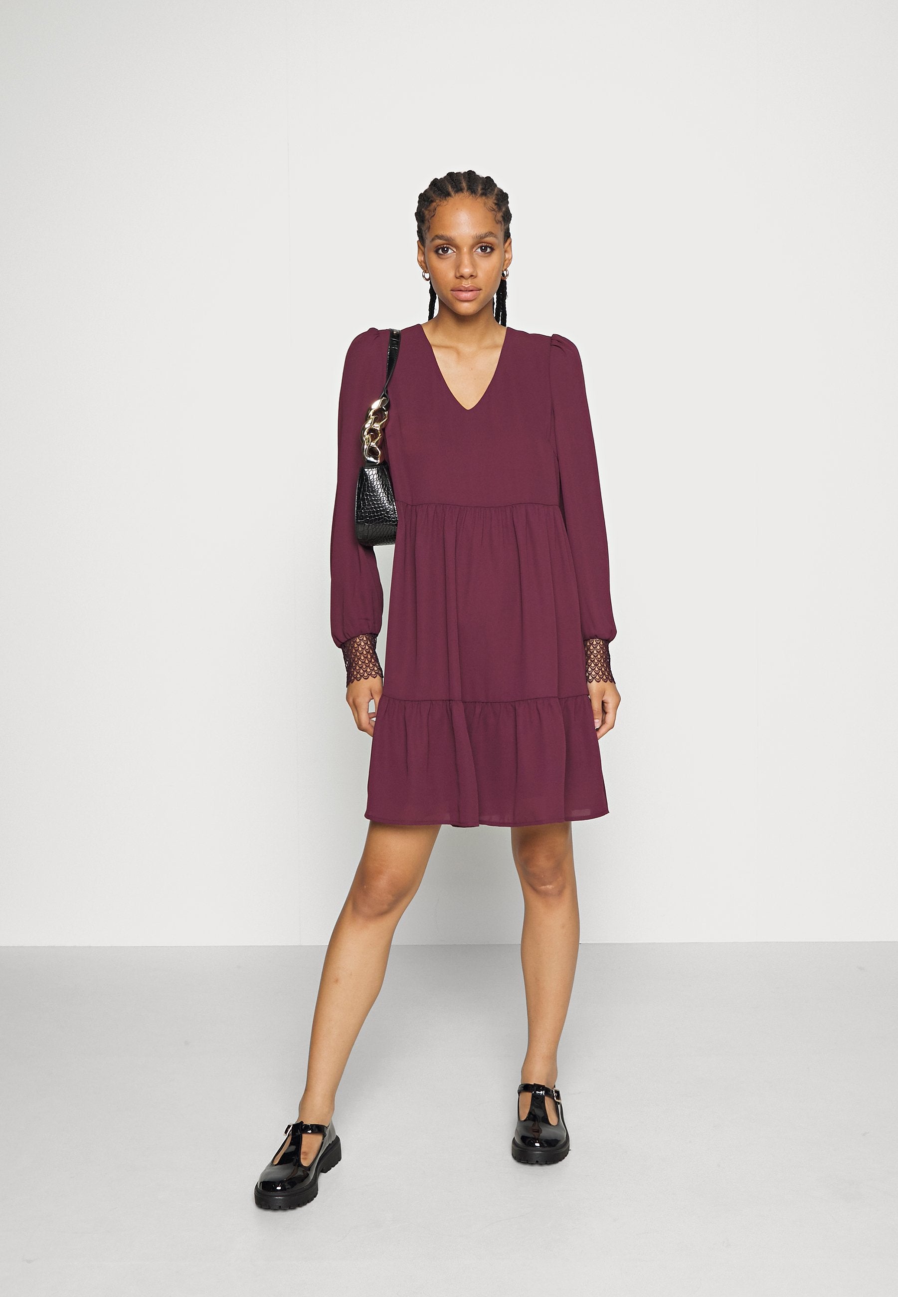 ONLTRINE DRESS Media 2