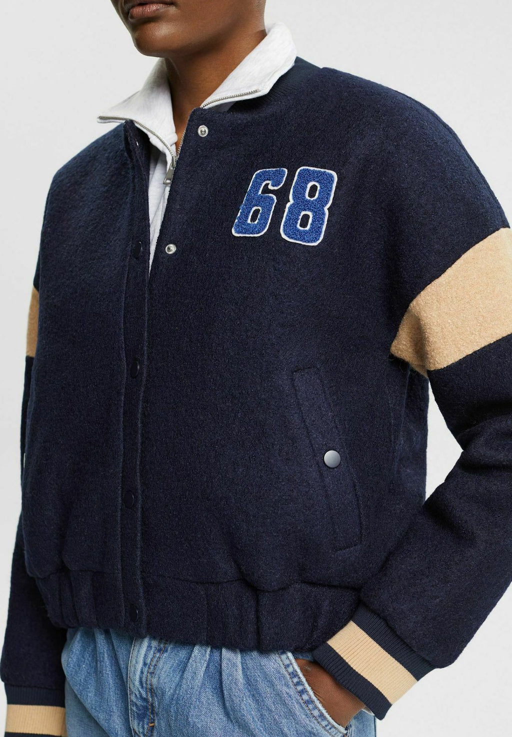 Esprit Übergangsjacke Media 6