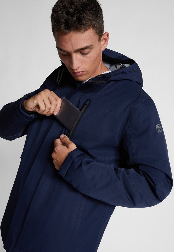 North Sails ADMIRAL