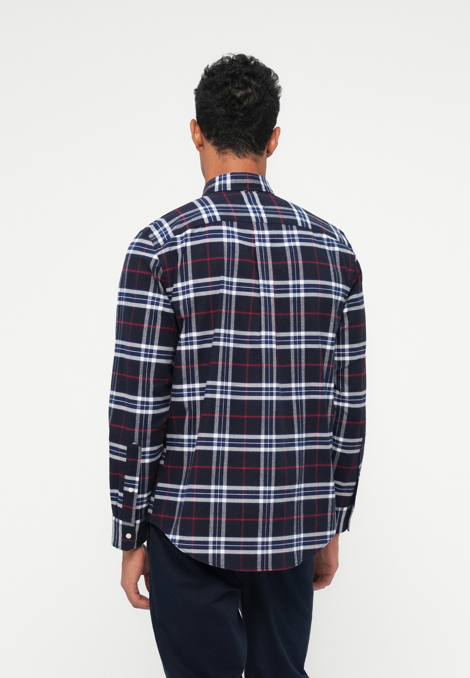 CHECK SHIRT Media 4
