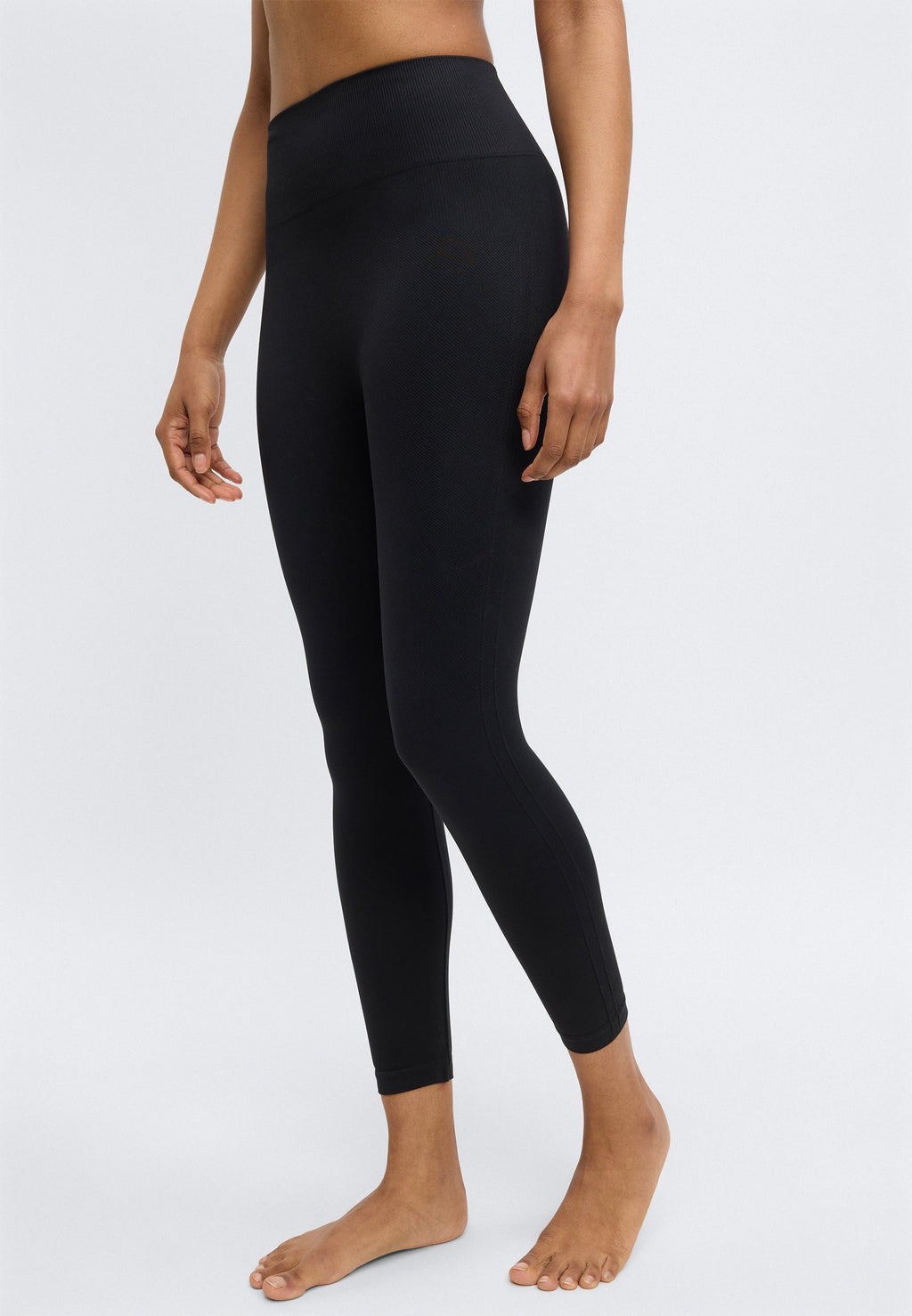 Spanx NEW SEAMLESS REGULAR