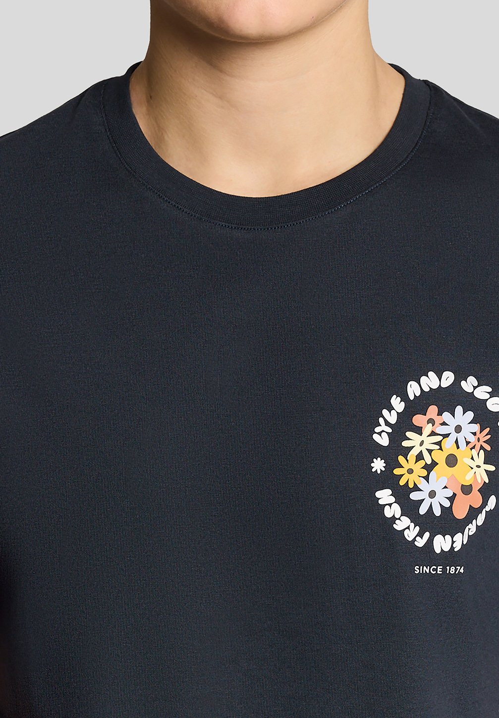 Lyle & Scott  NATURE GRAPHIC