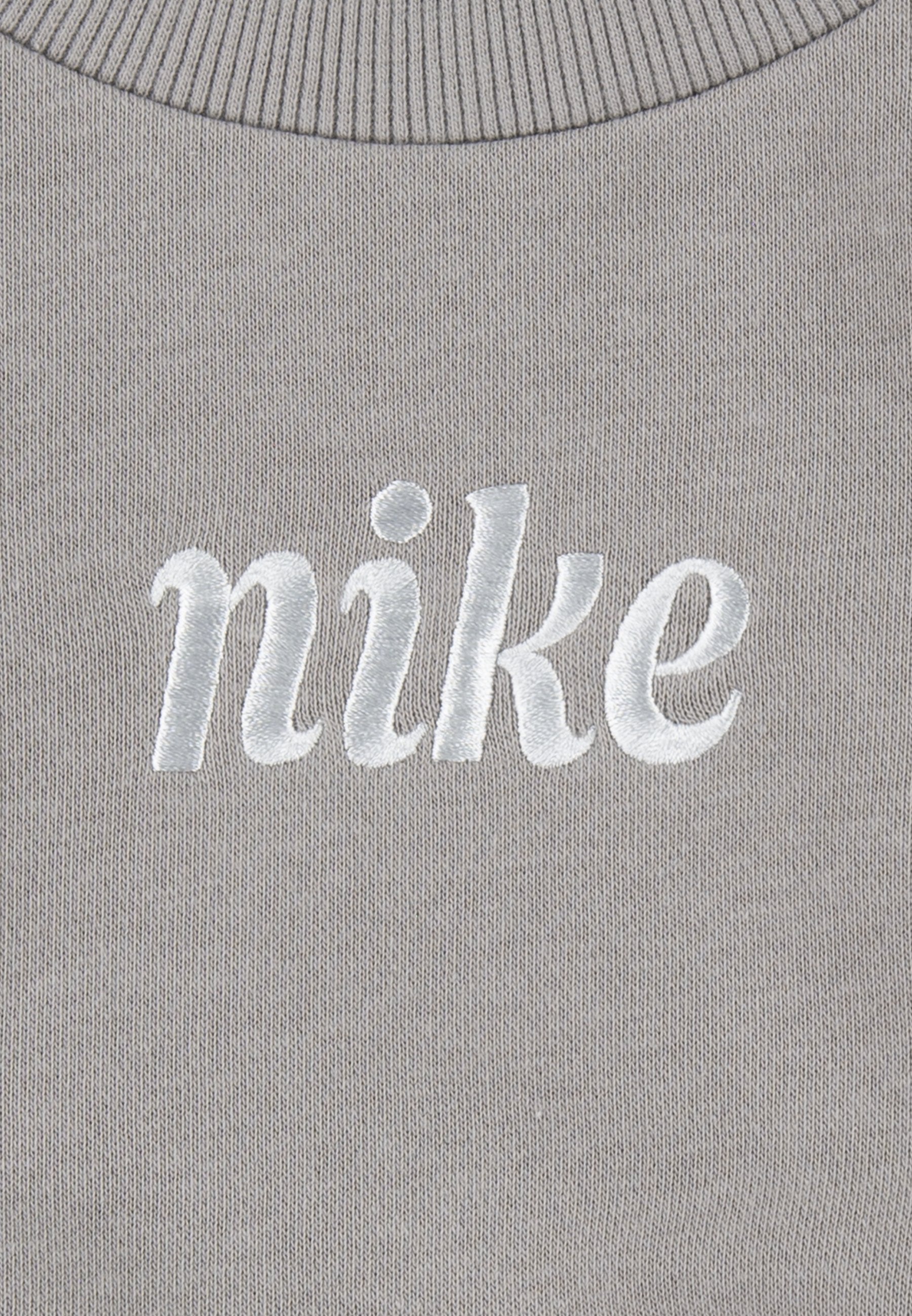 Nike Sportswear ESSENTIALS CREW SET