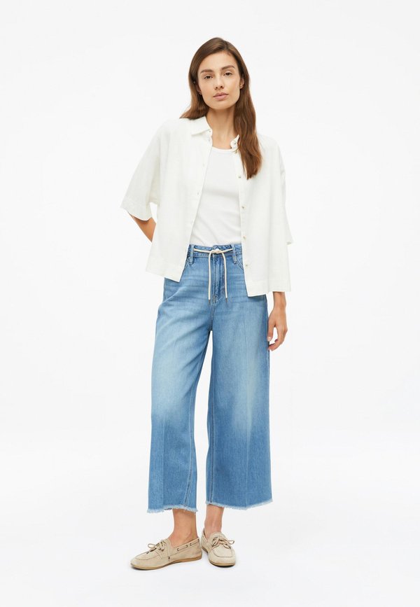 s.Oliver JEANS-HOSE SURI - Wide Leg - blau