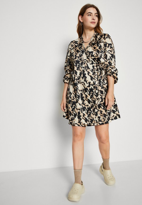 Vero Moda Curve VMCLILLIAN NORA SHORT DRESS