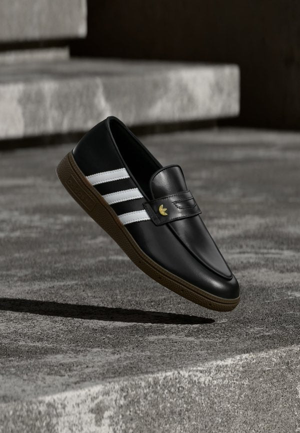 adidas Originals HANDBALL SPEZIAL LOAFER - Slip-ons - core black/footwear white