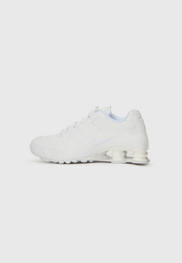 Nike Sportswear SHOX NZ - Trainers - white