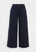 Marineblaue weite Hosen aus Baumwollgemisch, mit hoher Taille, Vorderfalten und einem einzelnen Knopfverschluss. Schlichtes und sauberes Design.