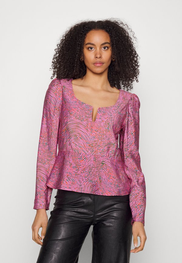 Vero Moda Tall VMPEPPER ANEA V NECK