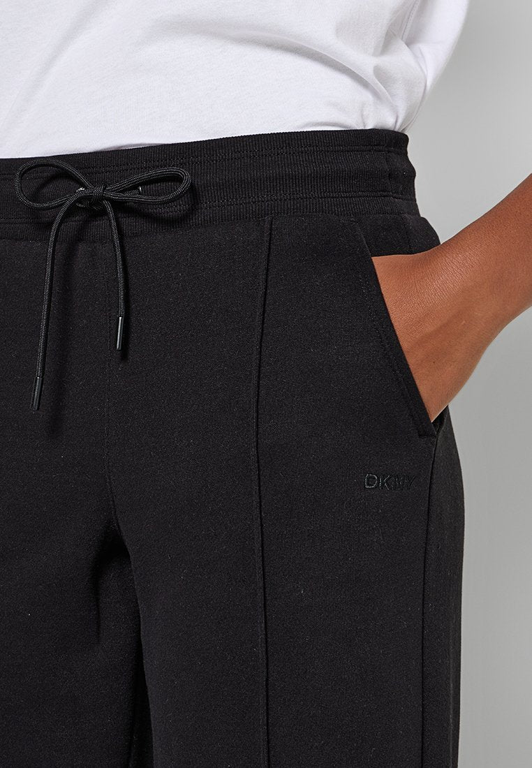 DKNY Sport